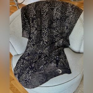 Georgina von Etzdorf  VTG  Black, Tan & Lilac accent. All Silk. Bohemian Shawl